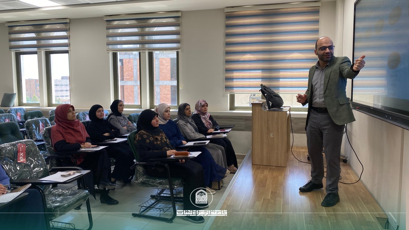 نباتات تُسوّق… حين يلتقي العلم بفرص الدواء العشبي... ورشة في كلية الصيدلة