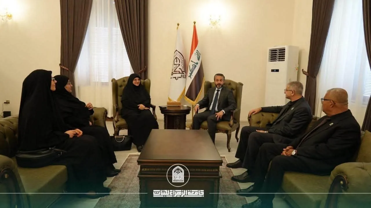 العميدة تشارك في زيارة رسمية إلى بيت الحكمة لتعزيز الشراكات العلمية والمعرفية