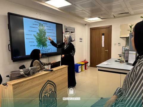 ورشة علمية في كلية الصيدلة حول نبات المورينجا (شجرة المعجزة) وأهميته الصحية والغذائية