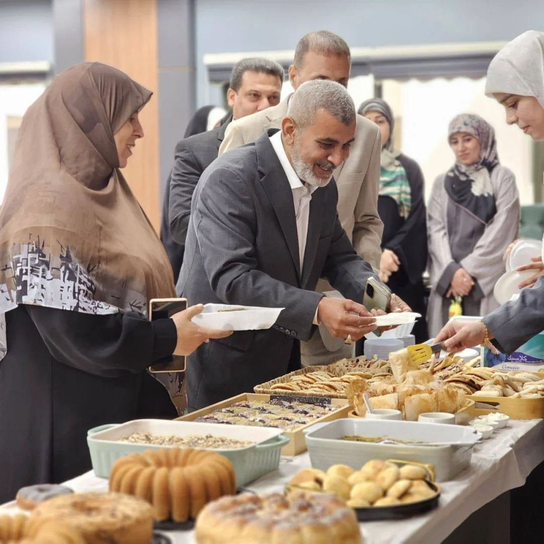 اقامت طالبات قسم الأشعة والسونار مائدة الإفطار الجماعي السنوي