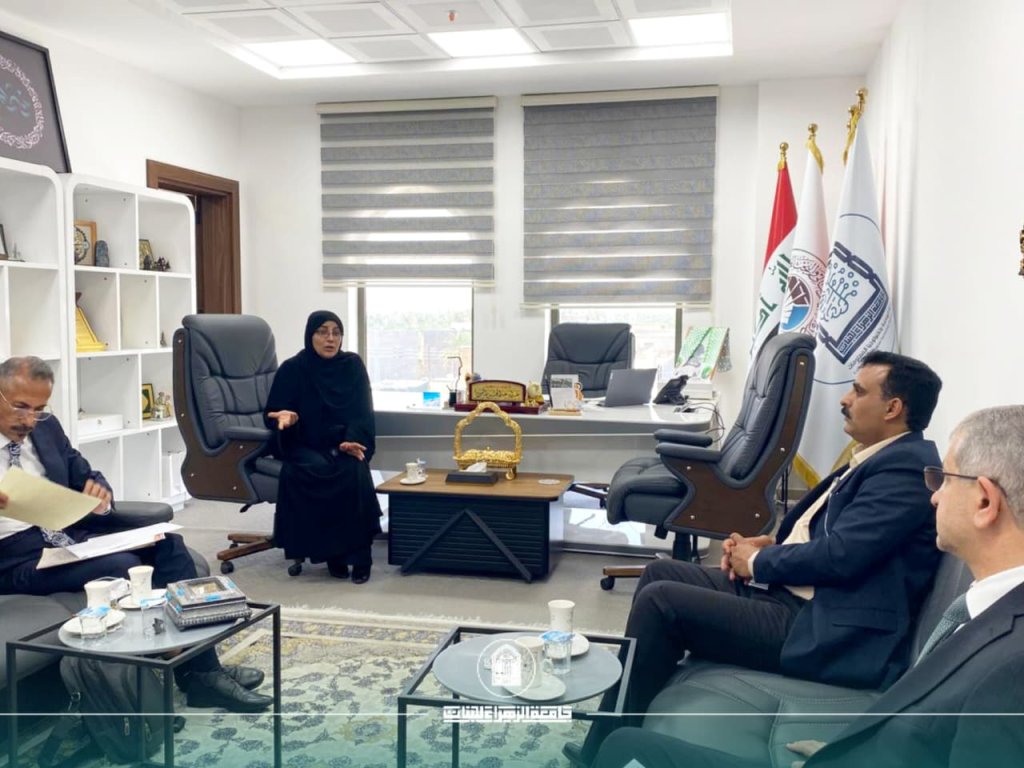 السيدة العميدة تستقبل لجنة وزارية لتدقيق السجلات الامتحانية وتعزيز جودة الأداء الأكاديمي