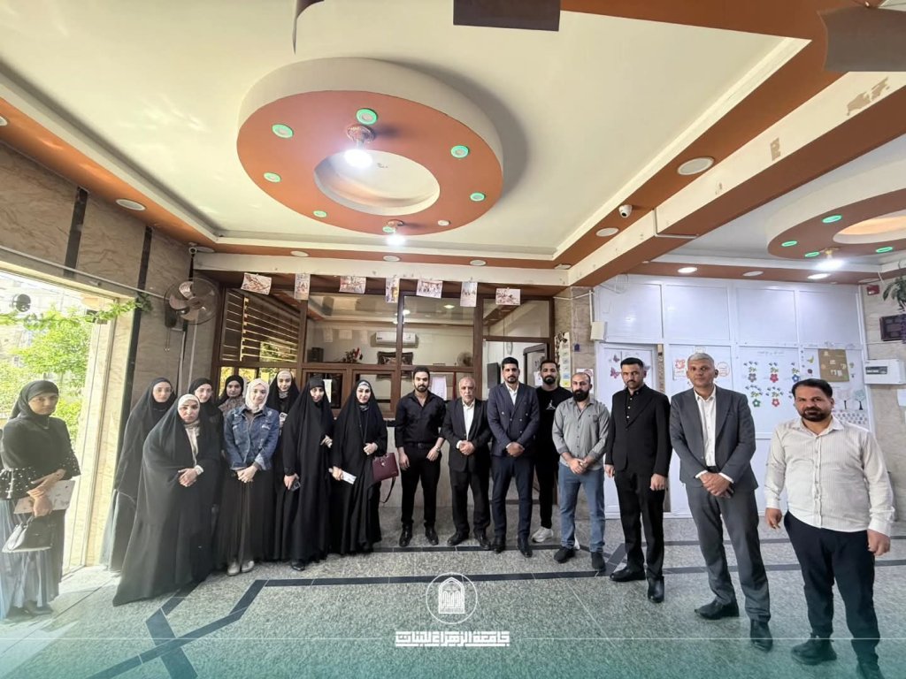 لمسة إنسانية تعزز قيم التكافل: زيارة تطوعية لتدريسيات كلية التقنيات الصحية والطبية إلى مدرسة أبناء كربلاء