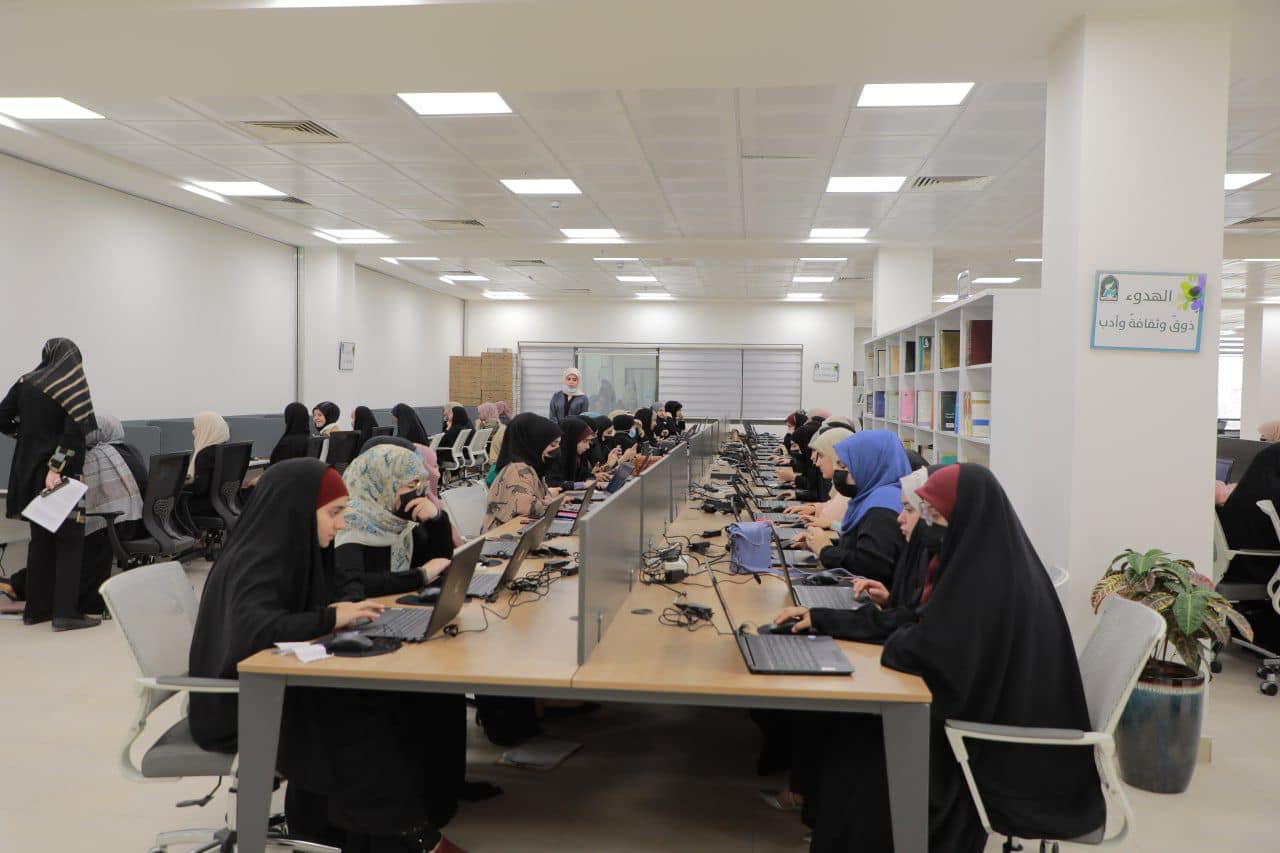 بمواصفات تقنية عالية ، مشروع المكتبة الرقمية لجامعة الزهراء ( ع) للبنات ، يرى النور بعد افتتاحة من قبل وزير التعليم العالي والبحث العلمي .