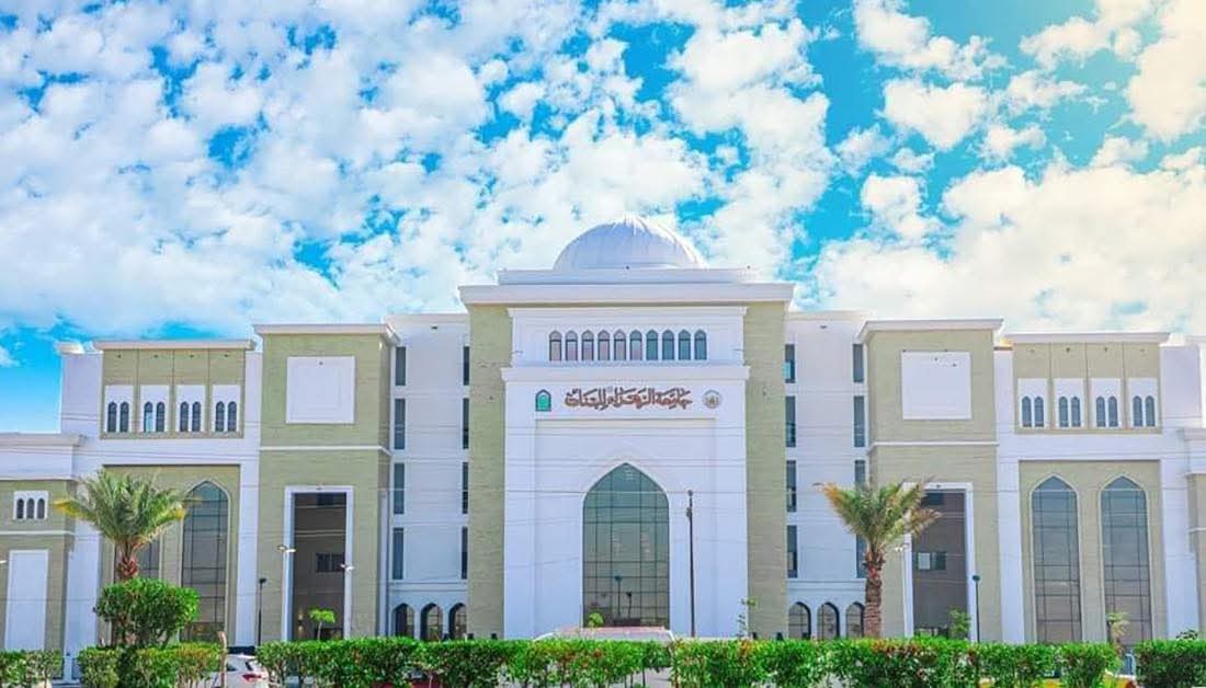 Al-Zahraa University Honors Top Pharmacy Female Graduates with Financial Awards