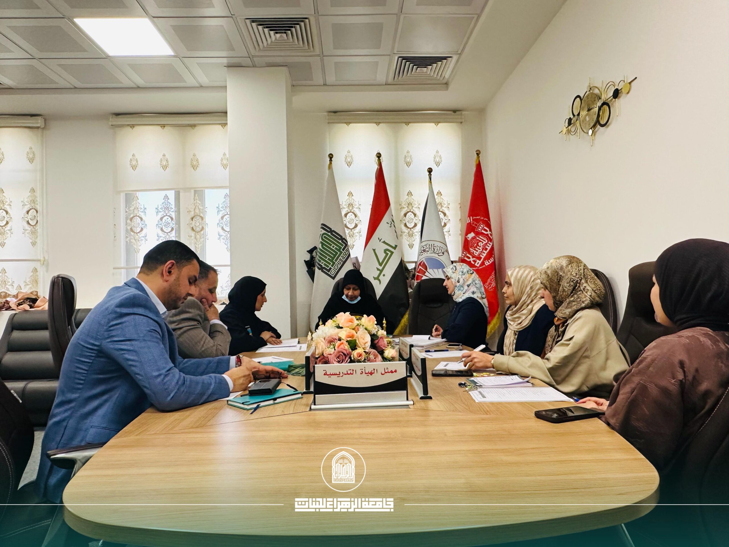 Pharmacy Faculty Council at Al-Zahraa University Holds Regular Session to Discuss Final Examination Preparations